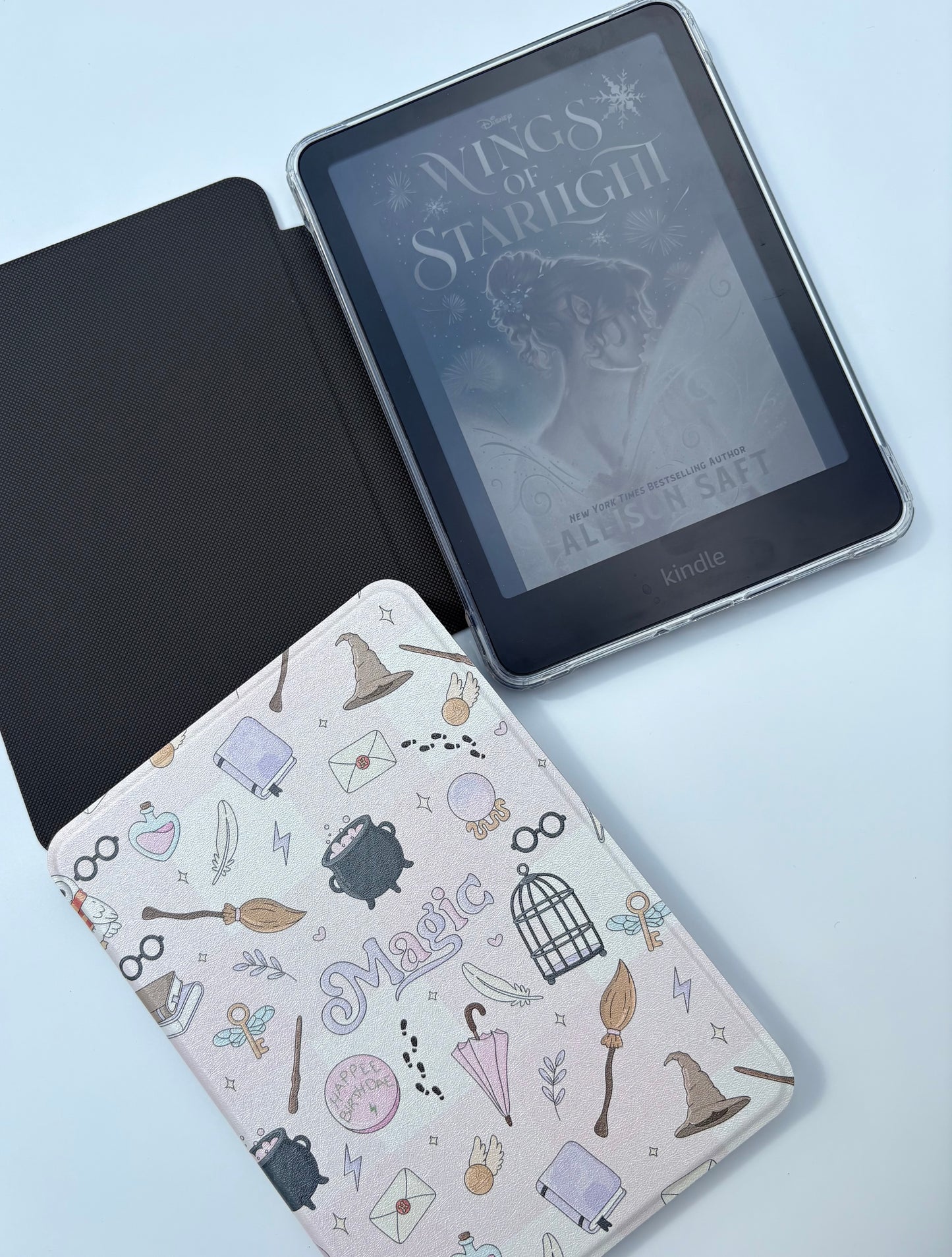 Magic Is Real E-Reader Magnetic Case