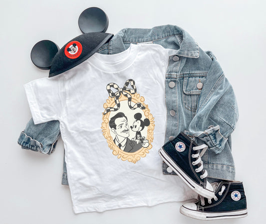 Coquette Frame Walt and Mouse